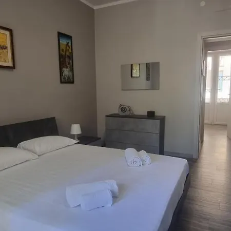 Altido Cosy And Inviting 1-bed Flat With Balcony Apartment