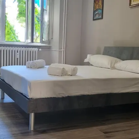 Apartamento Altido Cosy And Inviting 1-bed Flat With Balcony Milão